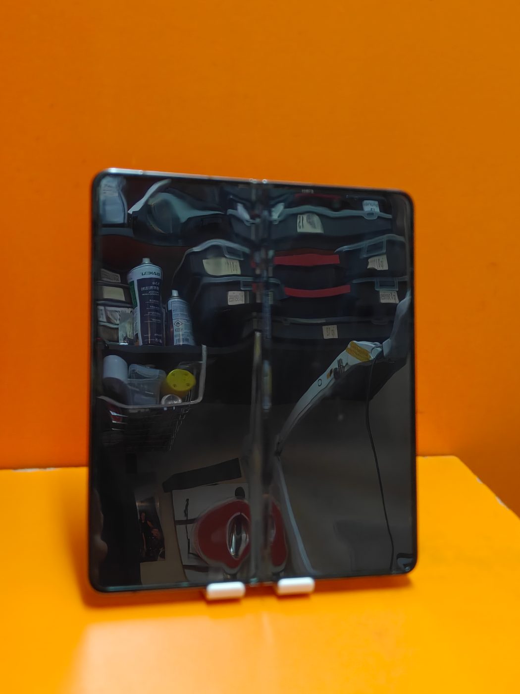 2ND HAND SAMSUNG Z FOLD 4 512GB (BEIGE BACK - GRAY FRAME) thumbnail 5