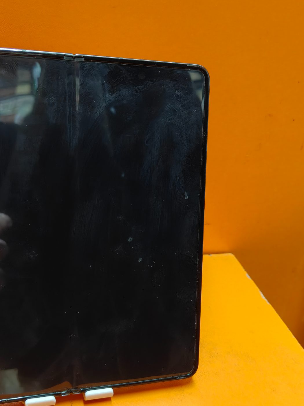 2ND HAND SAMSUNG Z FOLD 4 512GB (BEIGE BACK - GRAY FRAME) thumbnail 6